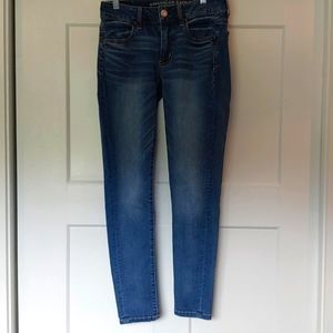 American Eagle super stretch, short, sz 2 jeans